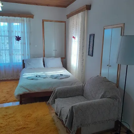 דירה Agios Petros Studio *
